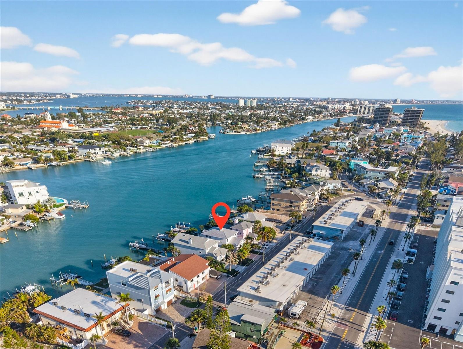 SUNSET LANDINGS - Residential