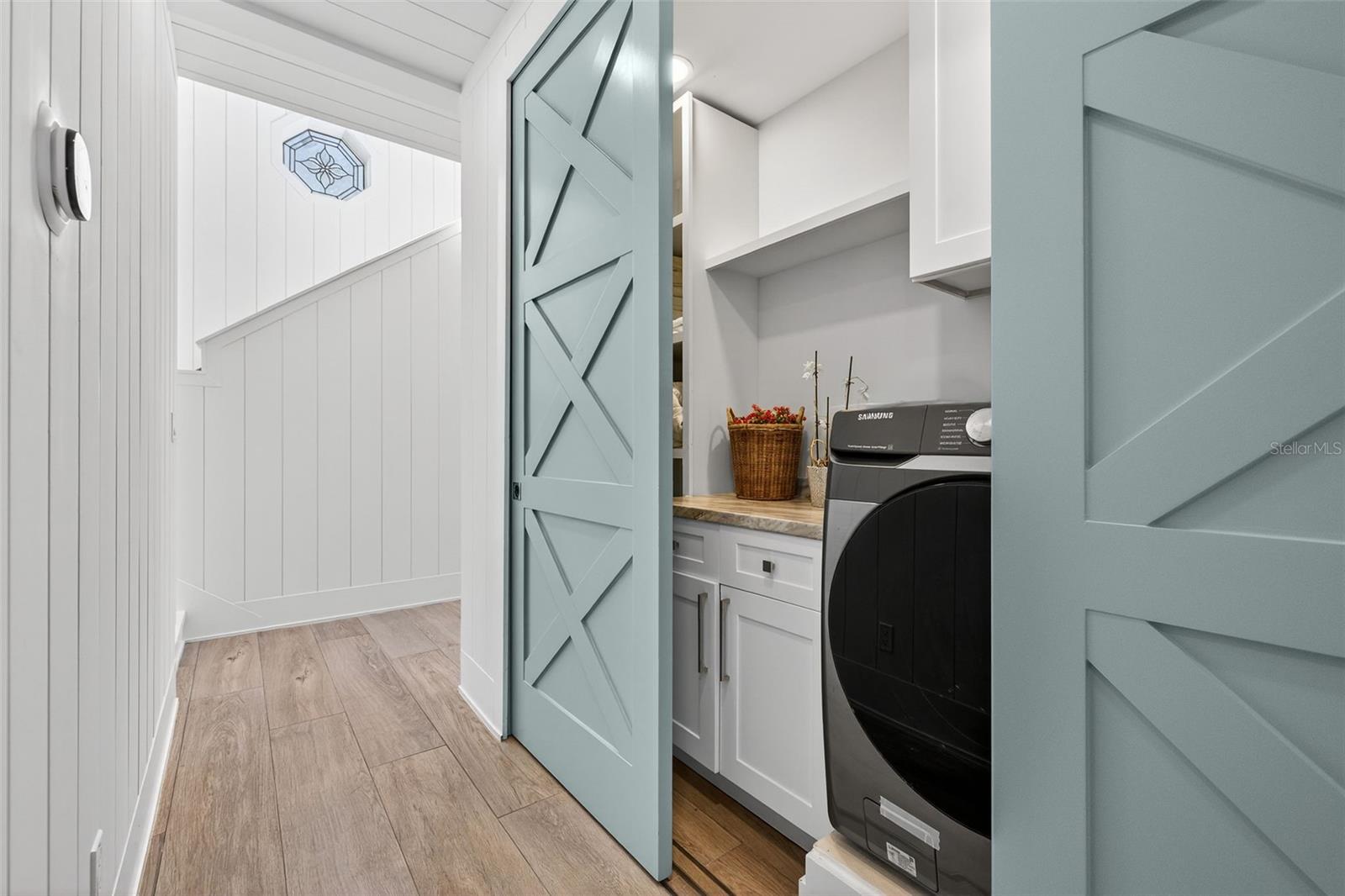 SUNSET LANDINGS - Residential