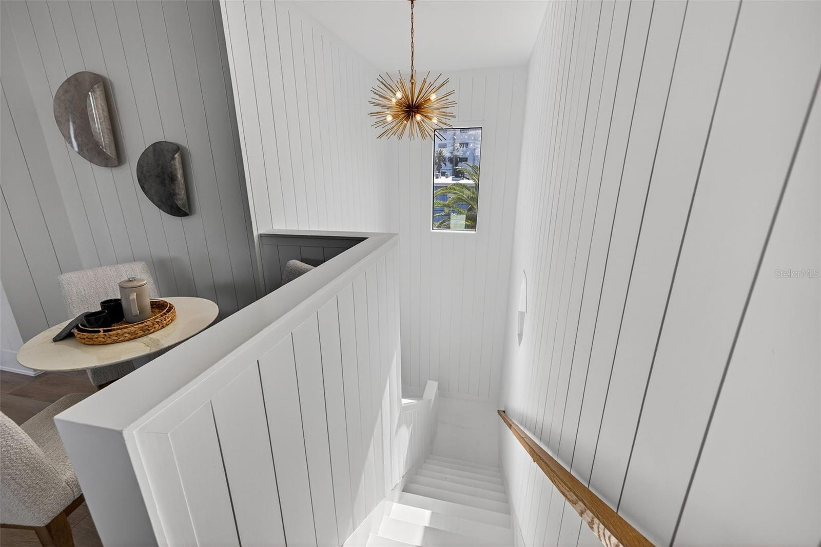 SUNSET LANDINGS - Residential