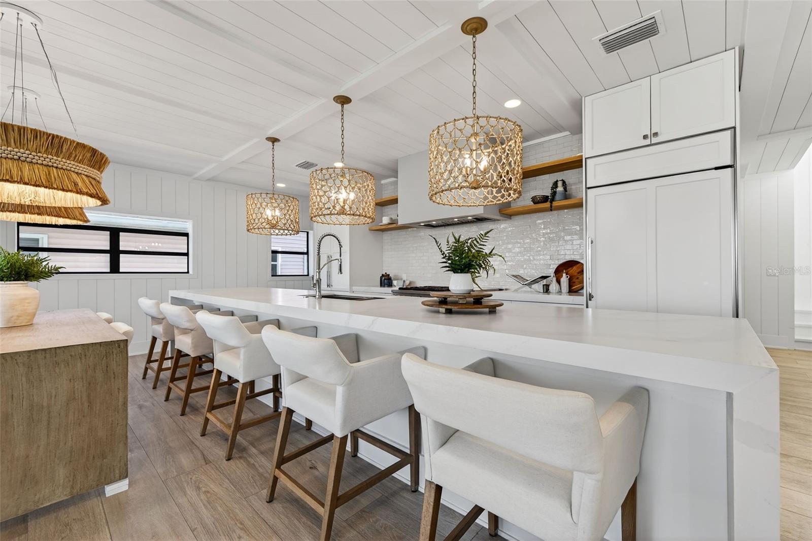 SUNSET LANDINGS - Residential