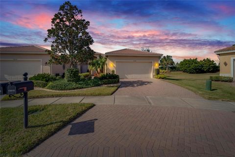 A home in WIMAUMA