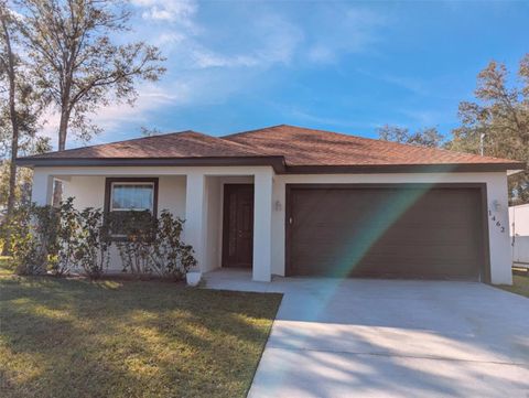 A home in DELAND