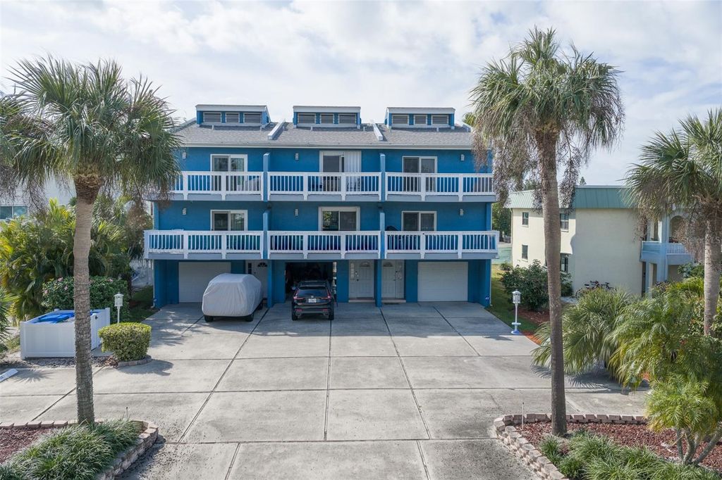 Photo of 11820 Capri Circle S, Treasure Island, FL 33706 (MLS # TB8501802)