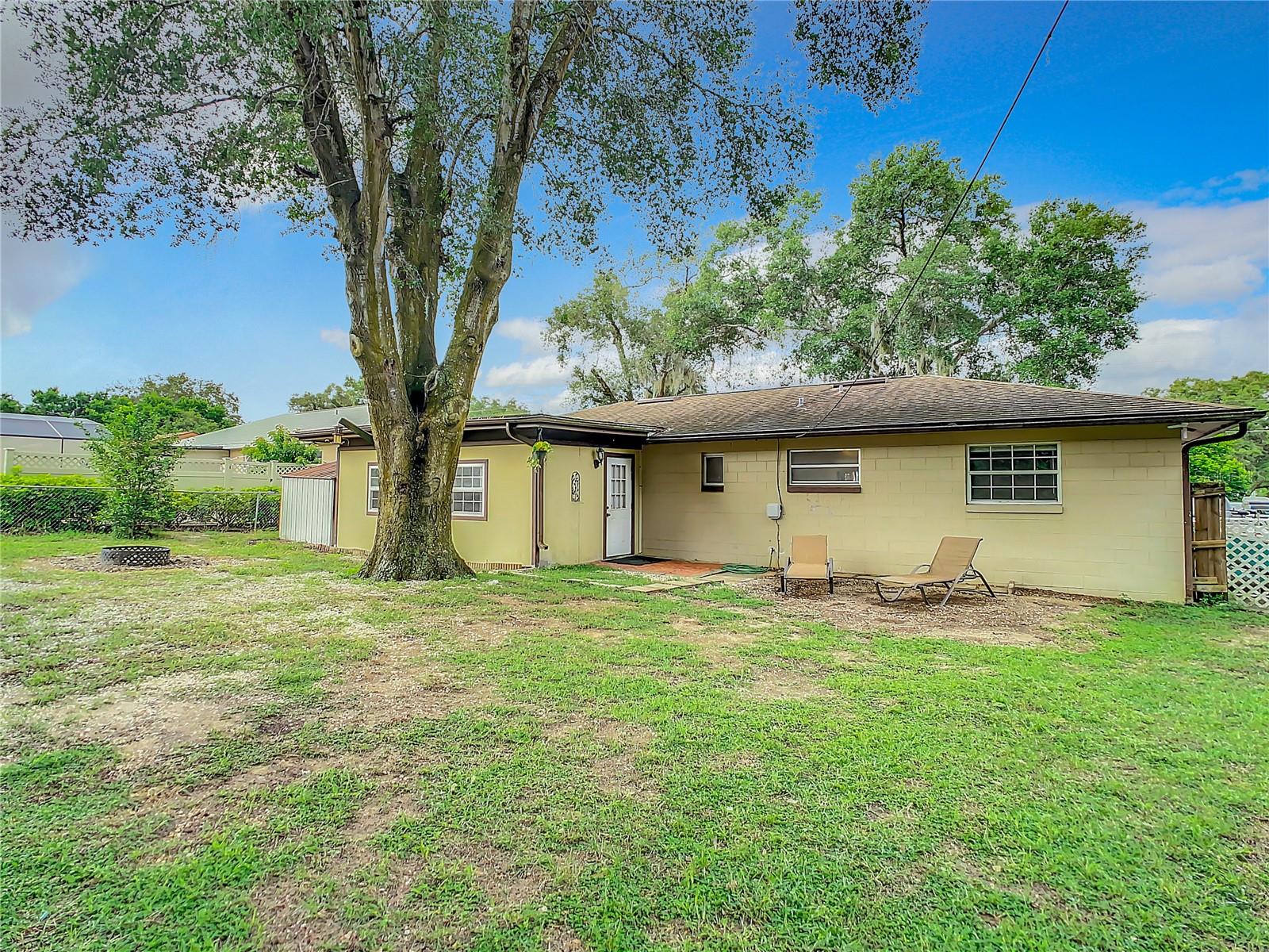 CRESCENT COVE - Residential