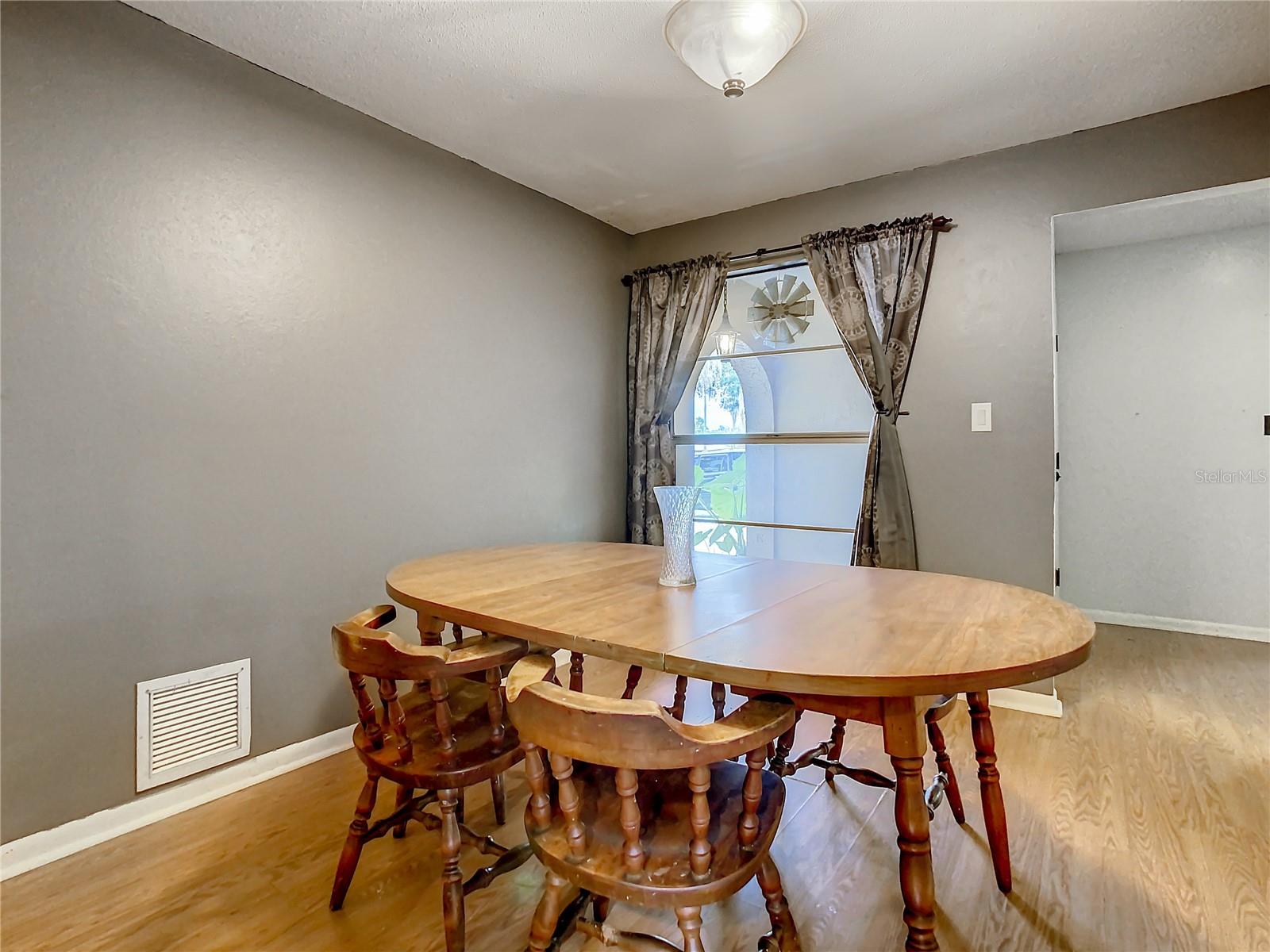 CRESCENT COVE - Residential