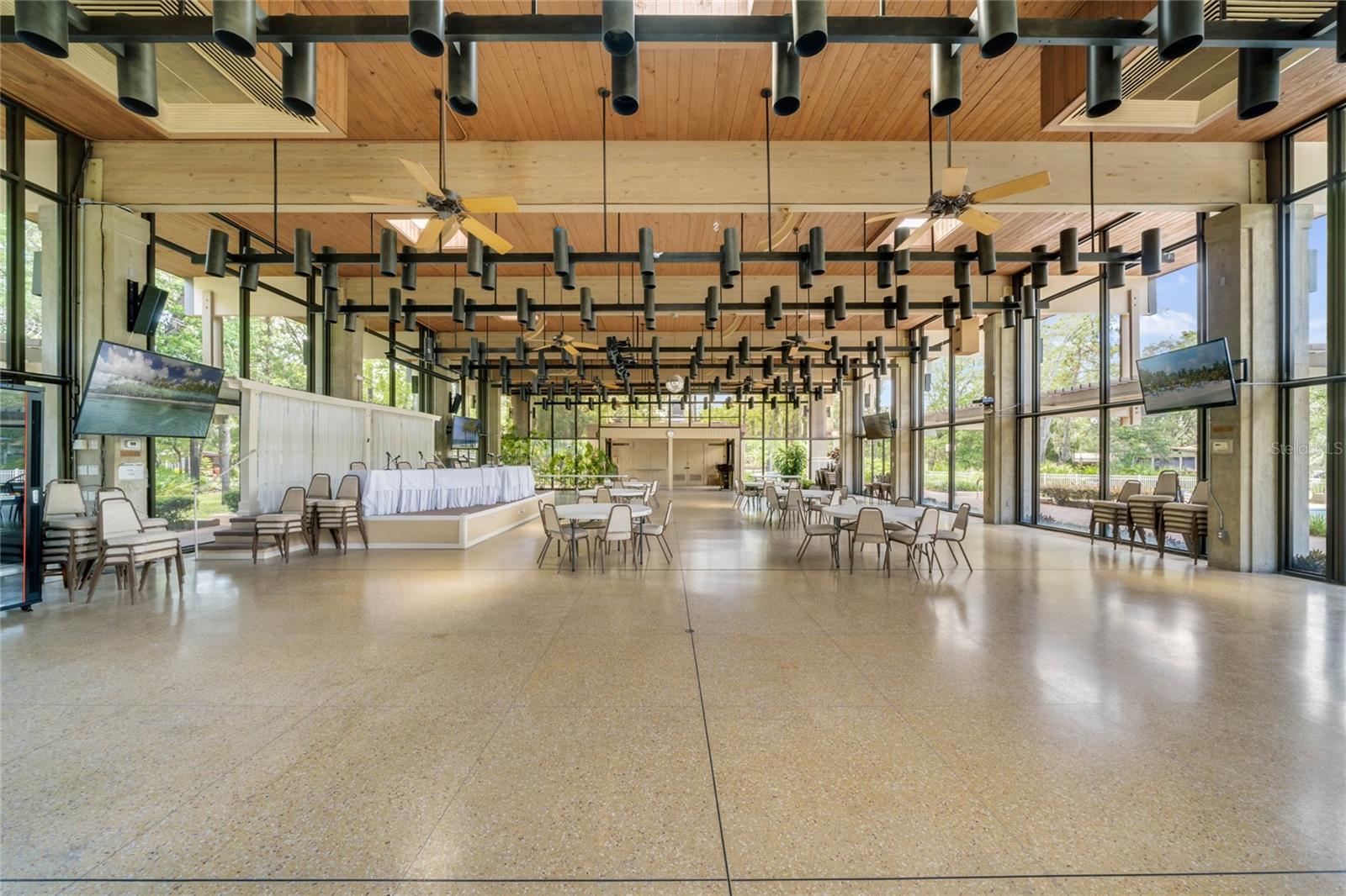 THE FOREST PH TWO - SEC ONE - Residential