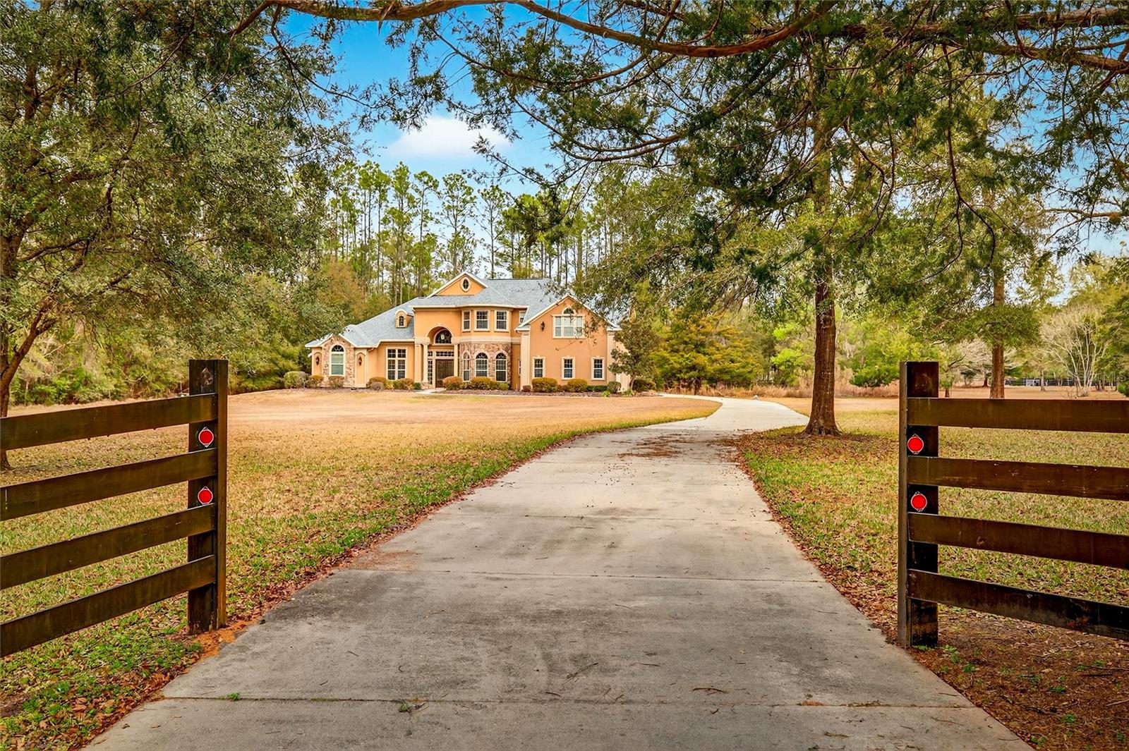 SANTA FE FOREST - Residential