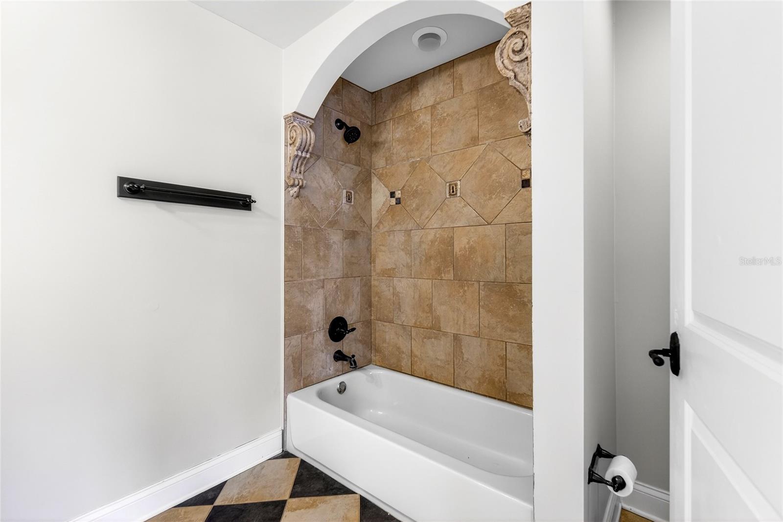 SANTA FE FOREST - Residential