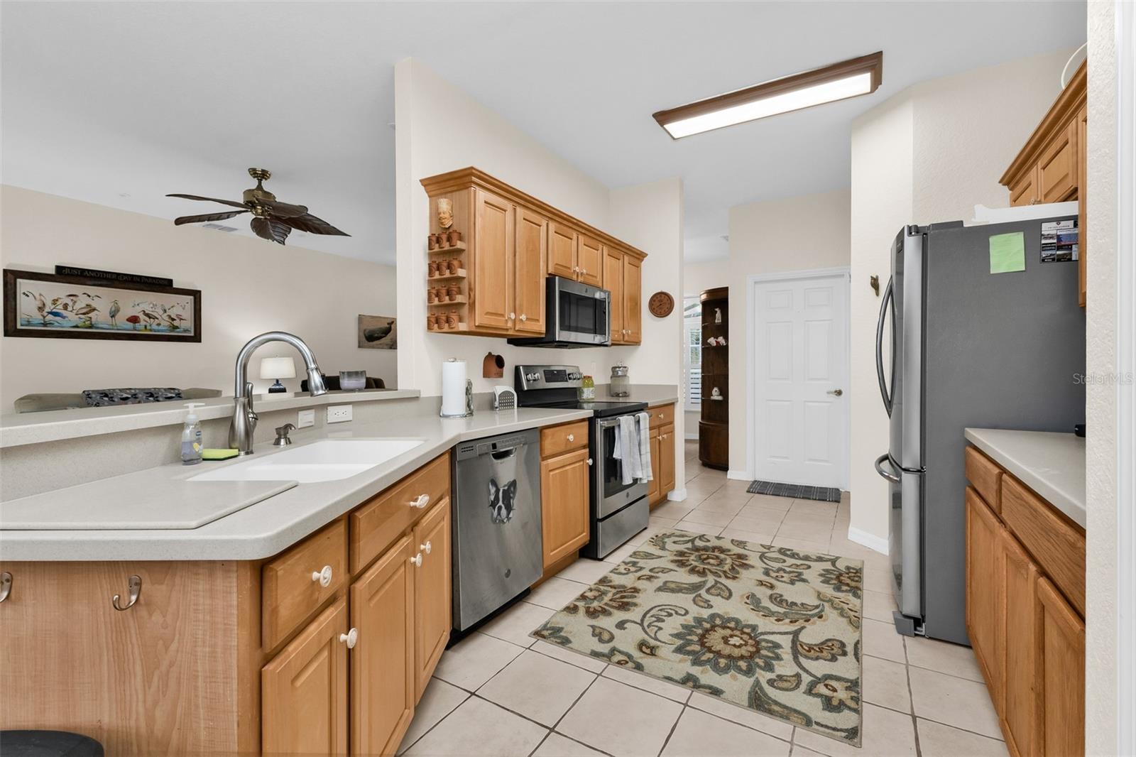 KINGS GATE PH 03 - Residential