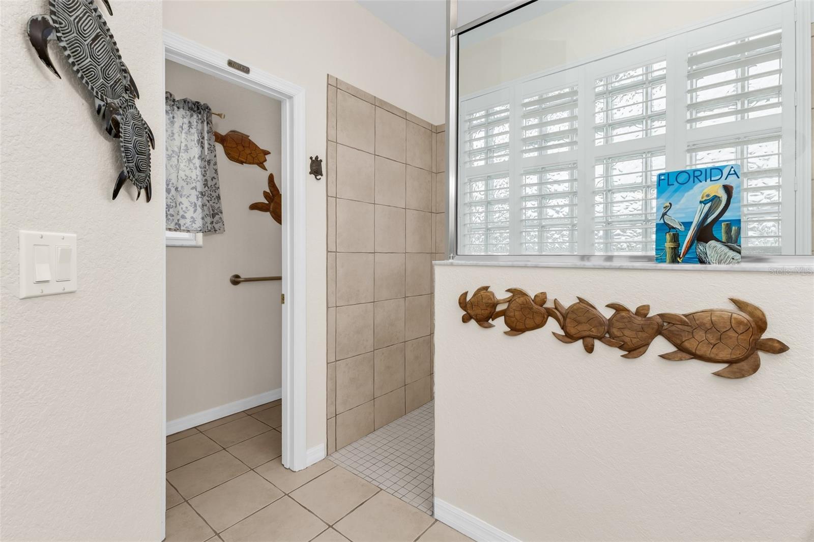 KINGS GATE PH 03 - Residential