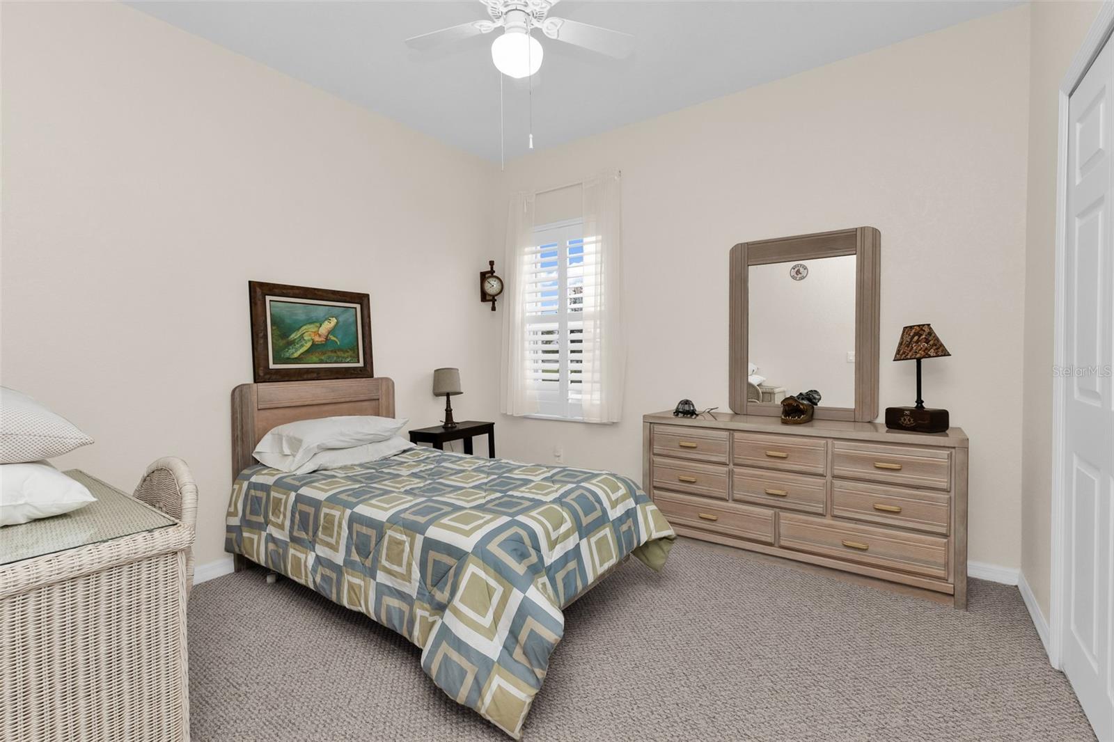 KINGS GATE PH 03 - Residential