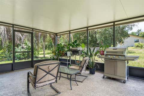 Tiny photo for 385 N Cornish Point, Lecanto, FL 34461 (MLS # OM729625)