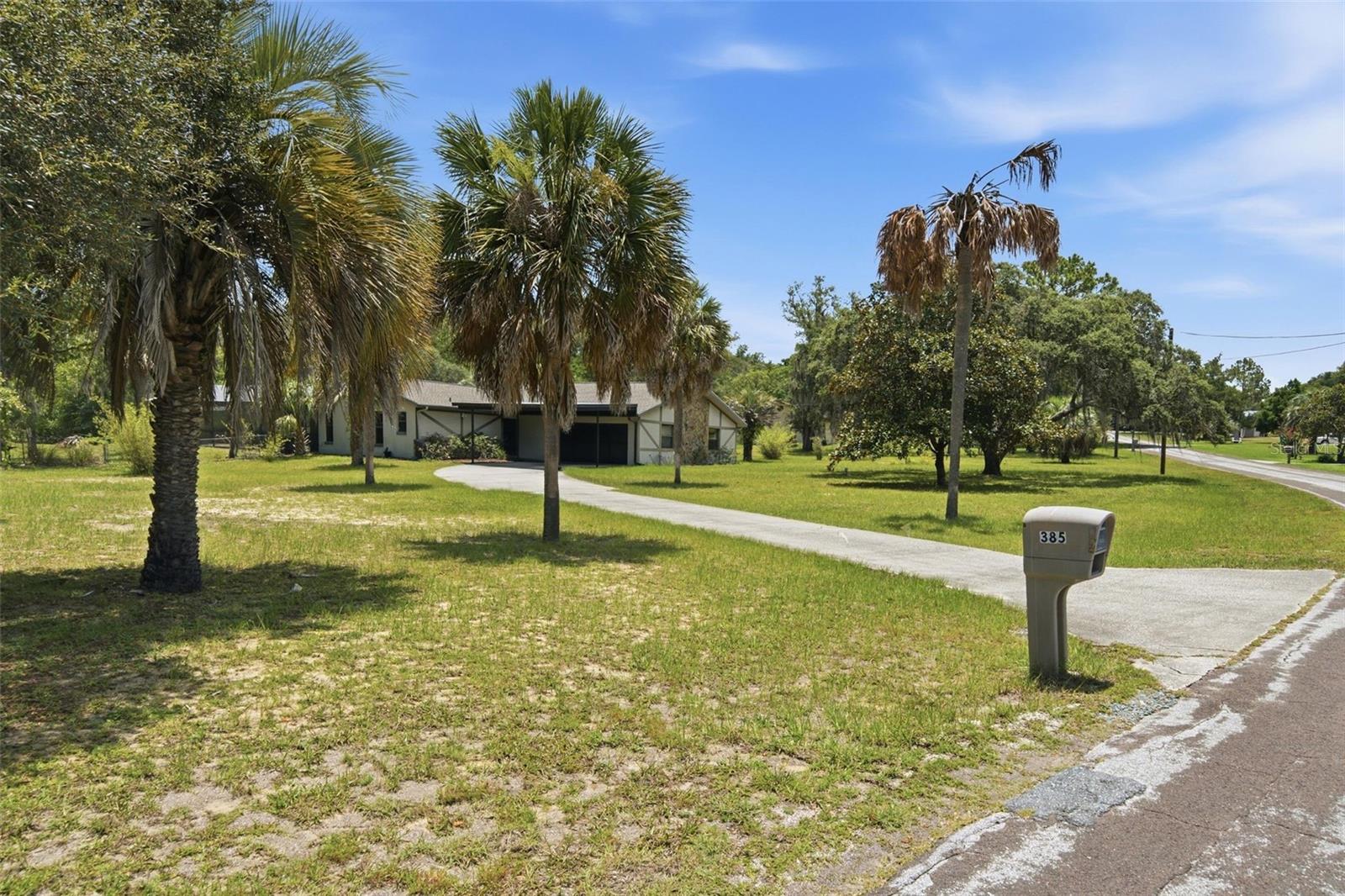 385 N CORNISH POINT