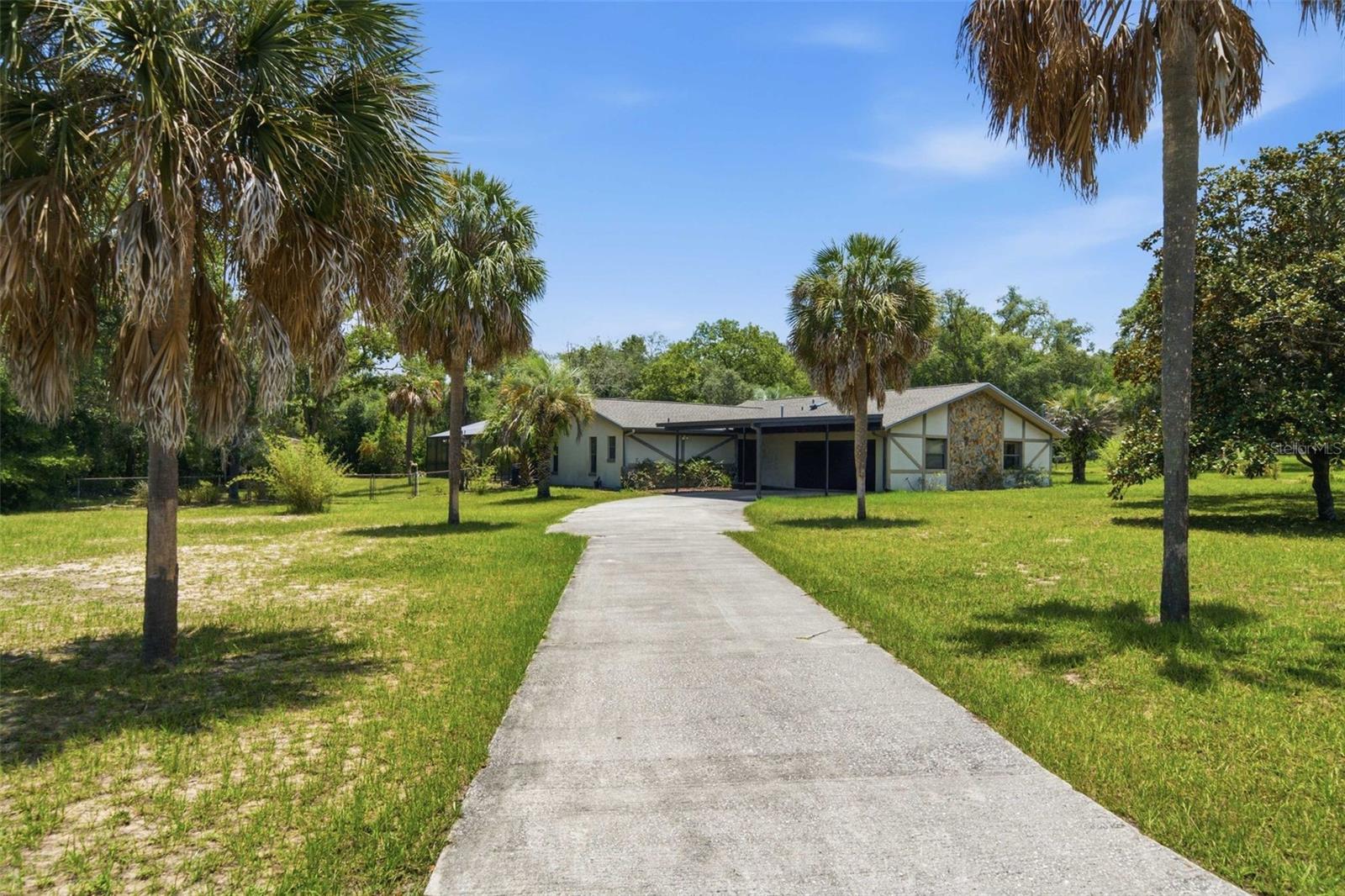 385 N CORNISH POINT