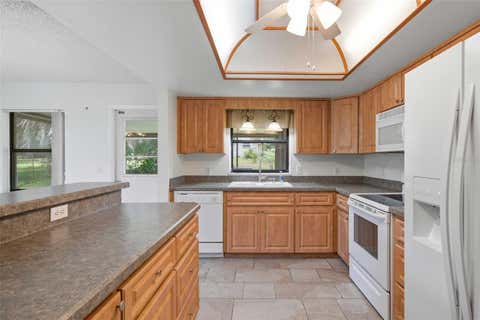 Tiny photo for 385 N Cornish Point, Lecanto, FL 34461 (MLS # OM729625)