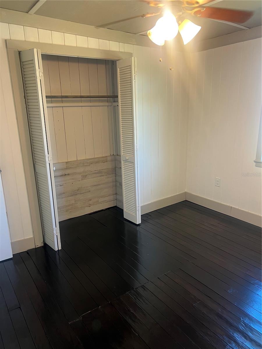 BAY SHORES - Residential