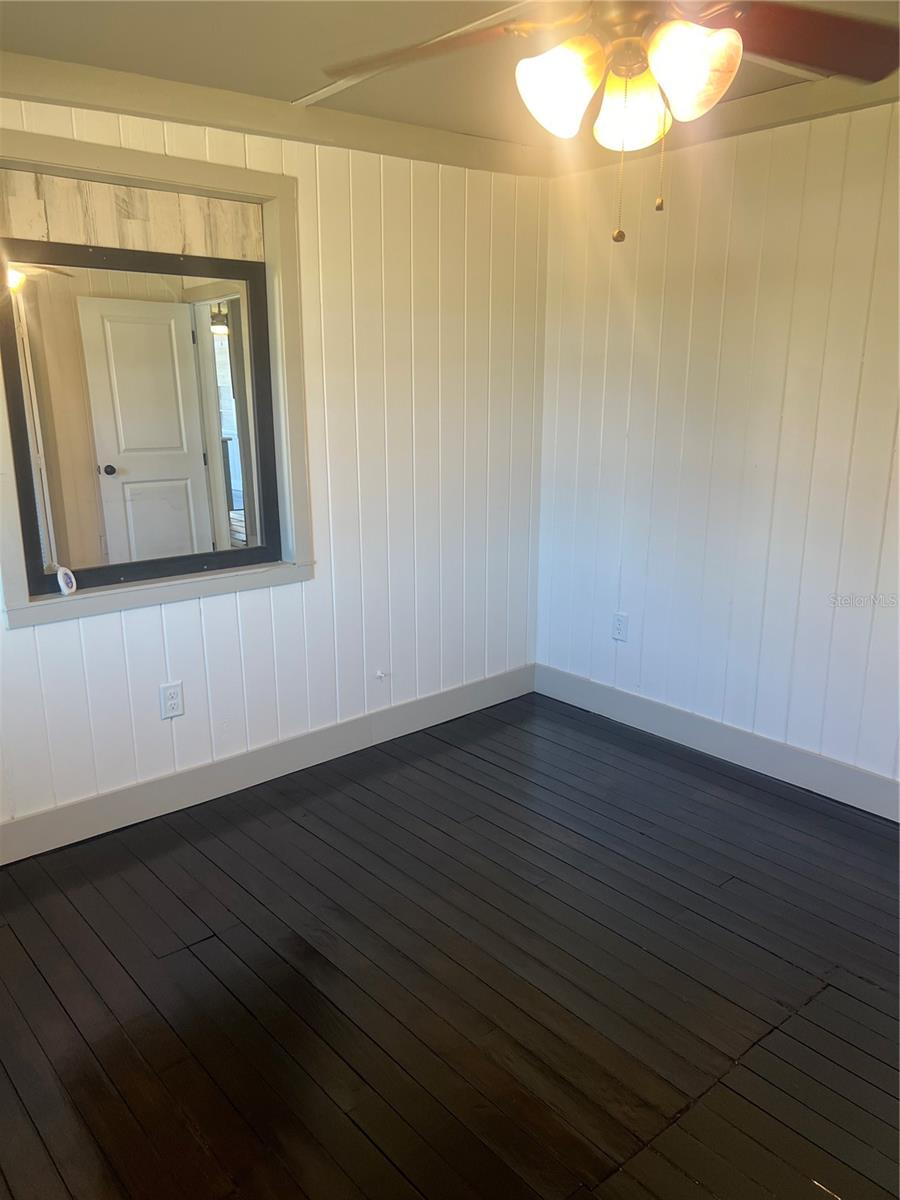 BAY SHORES - Residential