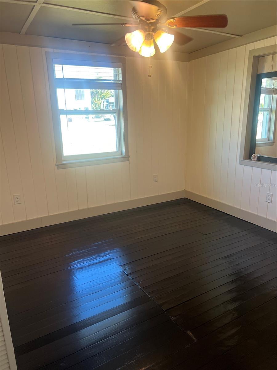 BAY SHORES - Residential