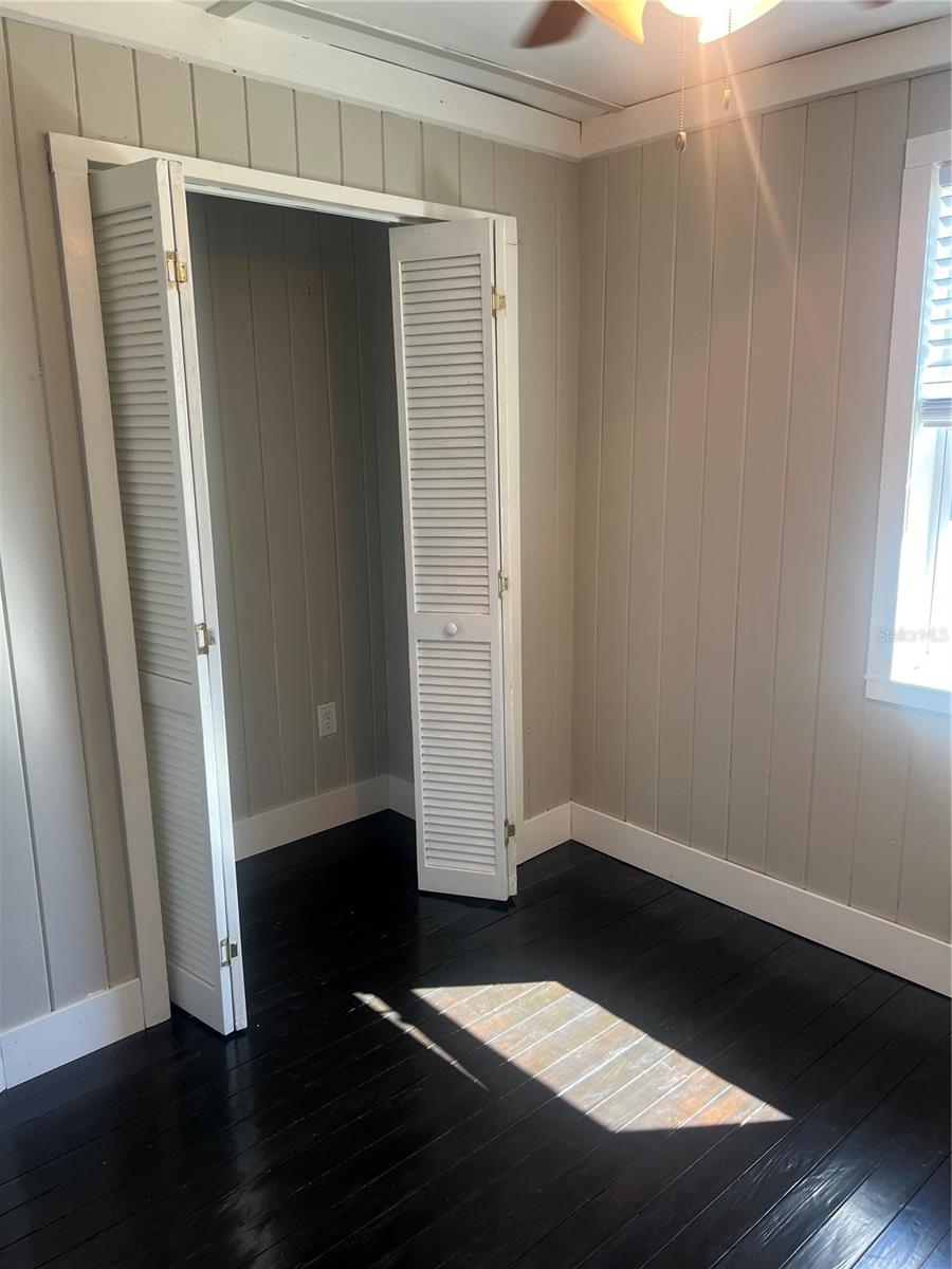 BAY SHORES - Residential