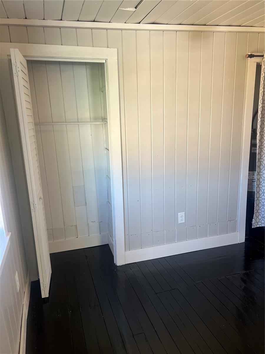 BAY SHORES - Residential