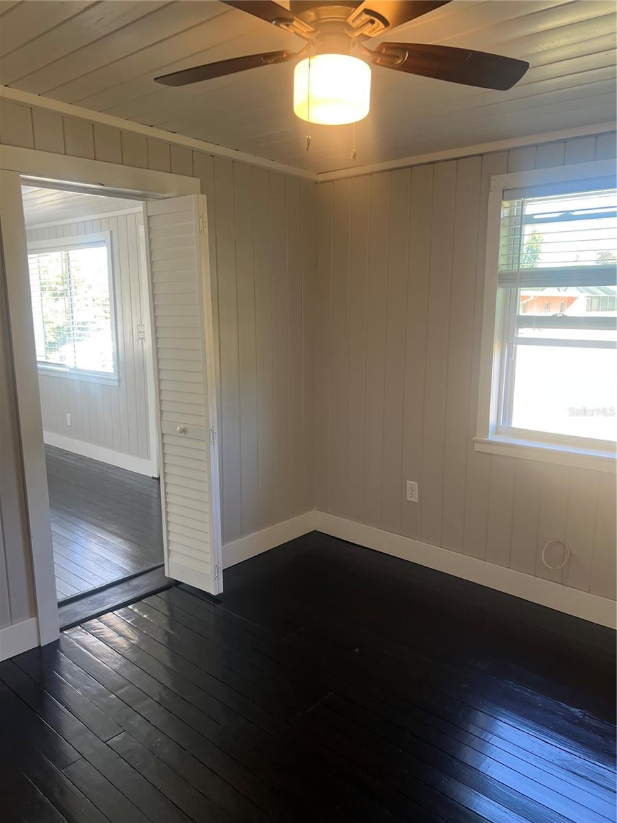 BAY SHORES - Residential