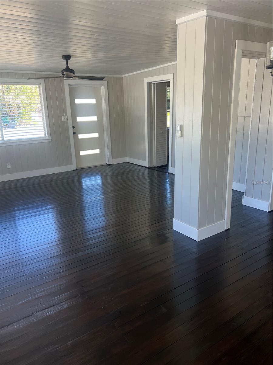 BAY SHORES - Residential