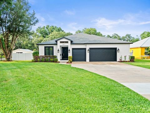 Photo of 3211 Moran Road, Tampa, FL 33618 (MLS # TB8426498)