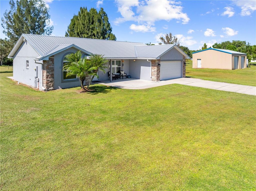 Photo of 3198 Cherokee Road, Saint Cloud, FL 34772 (MLS # S5137529)