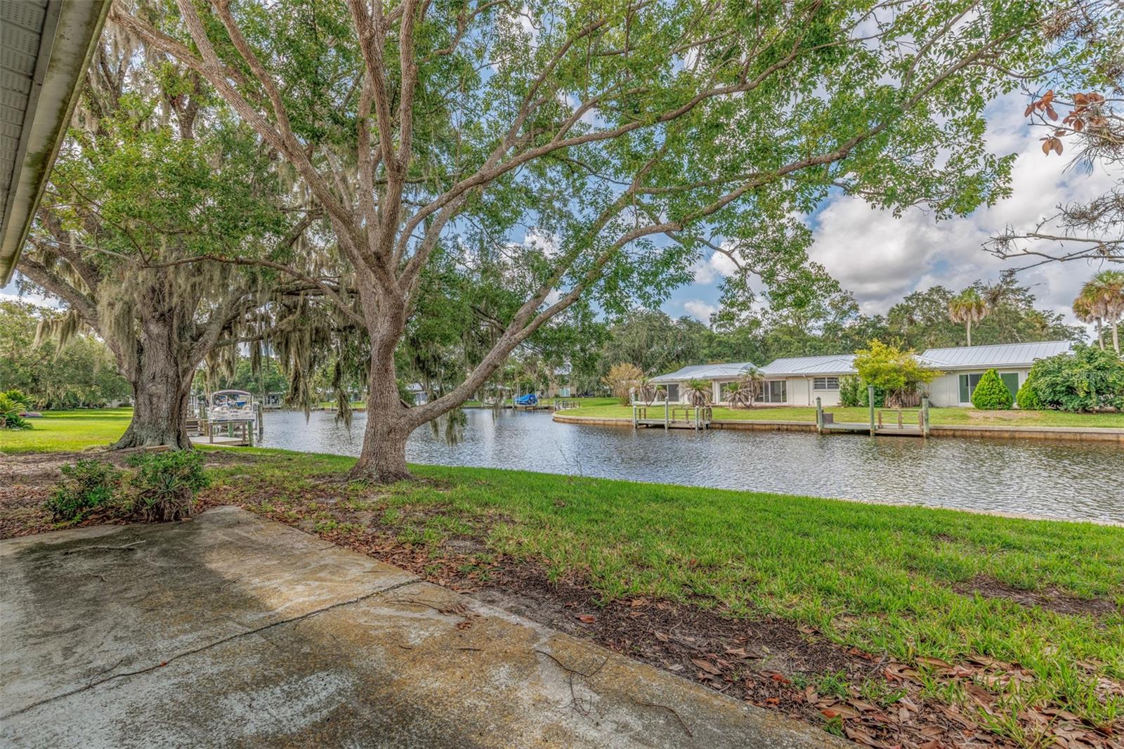 11255 W BAYSHORE 81