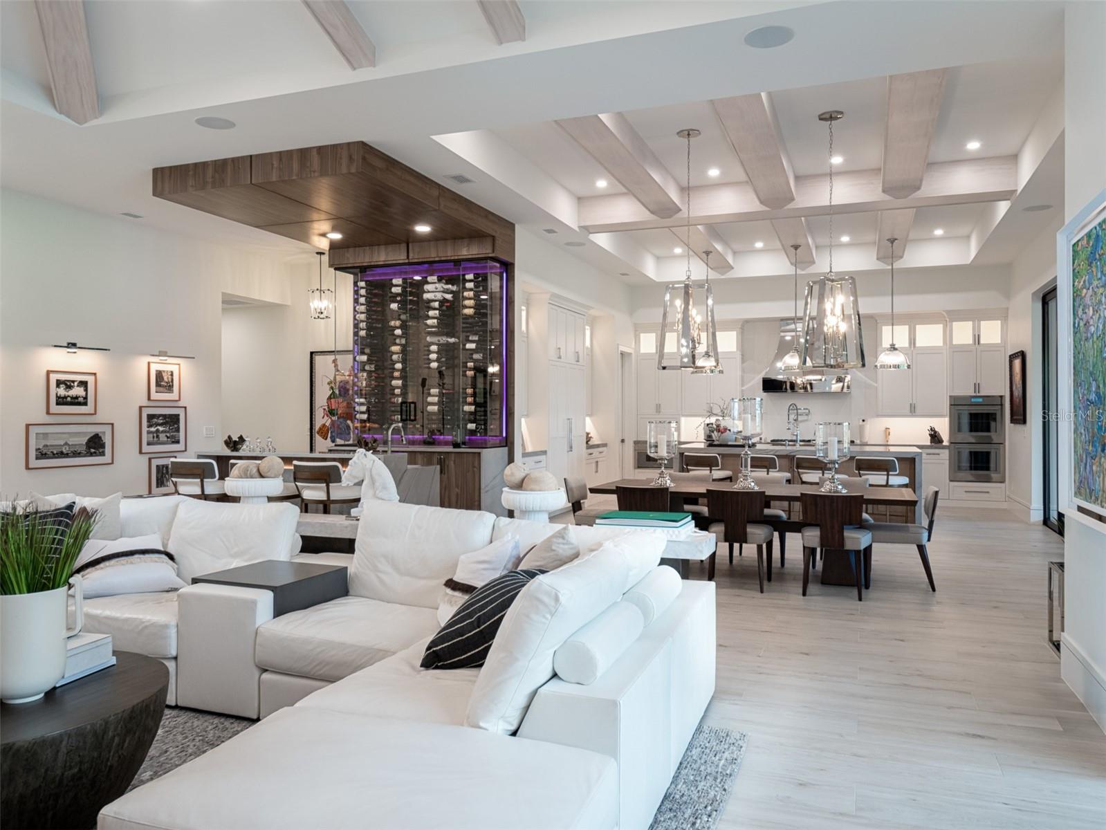 GOLDEN OCALA UN 01 - Residential