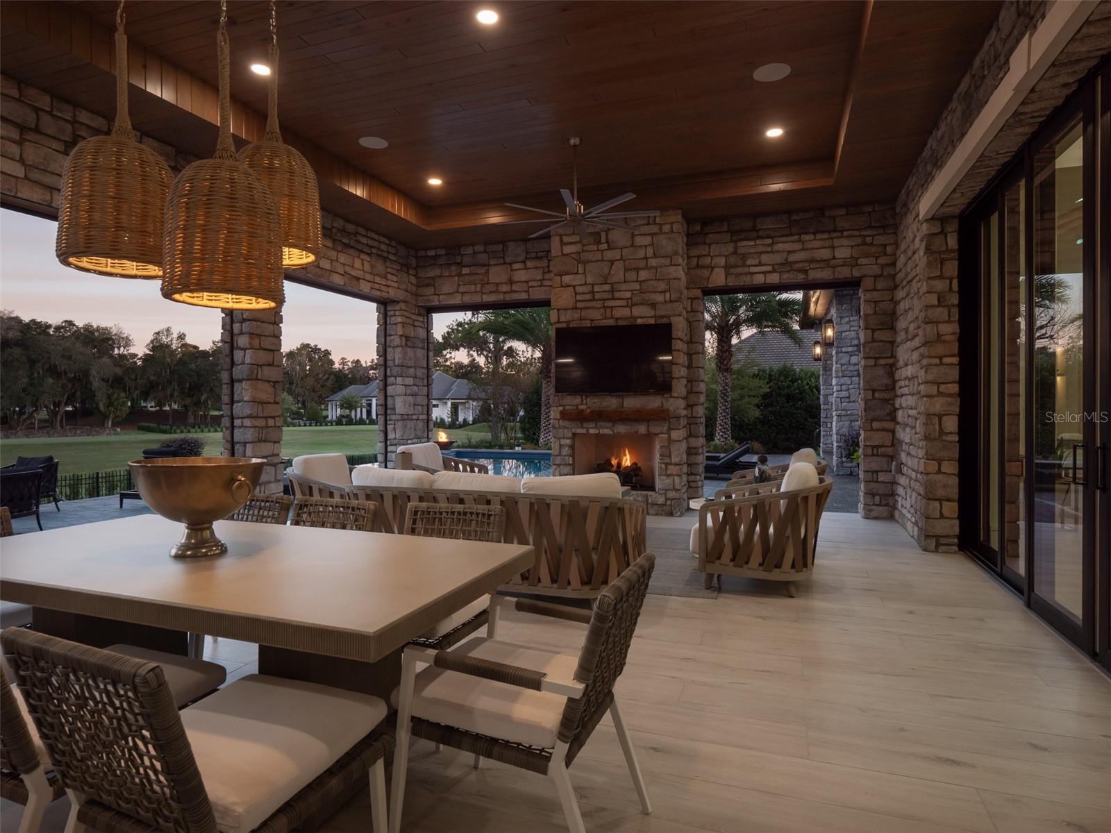 GOLDEN OCALA UN 01 - Residential