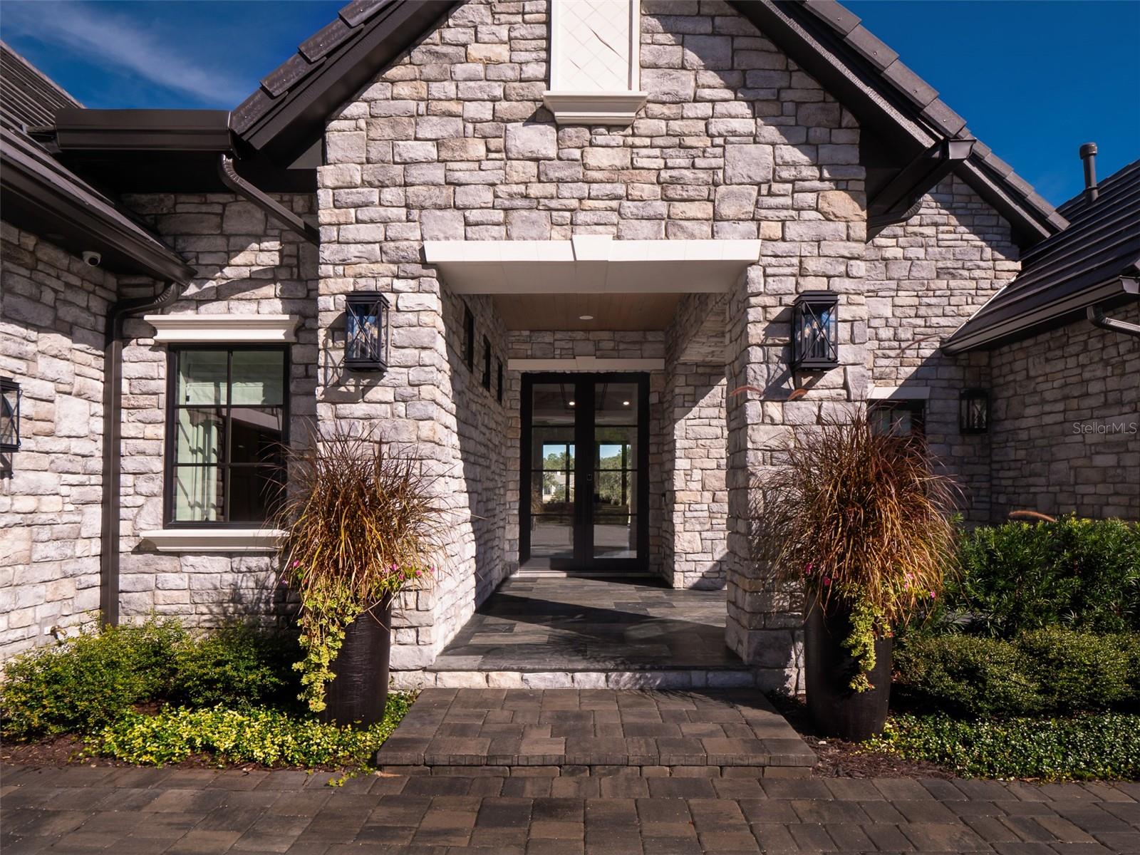 GOLDEN OCALA UN 01 - Residential