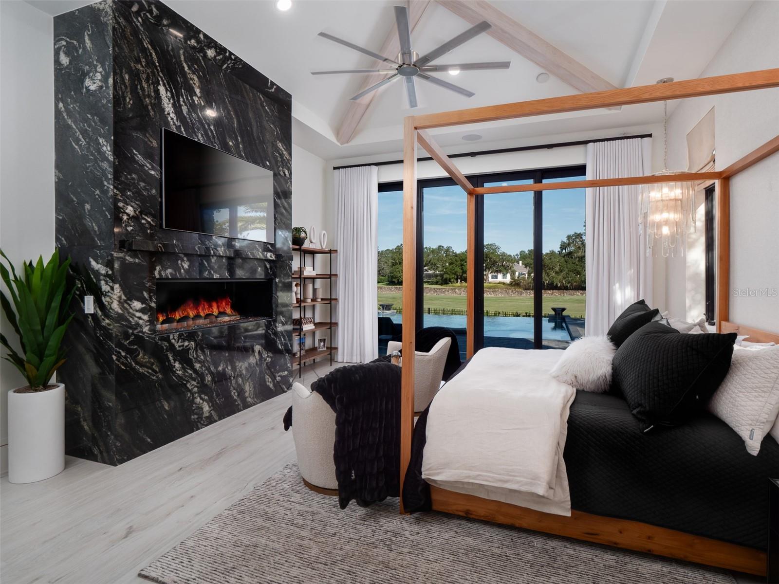 GOLDEN OCALA UN 01 - Residential