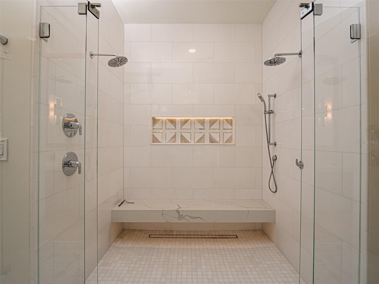 GOLDEN OCALA UN 01 - Residential