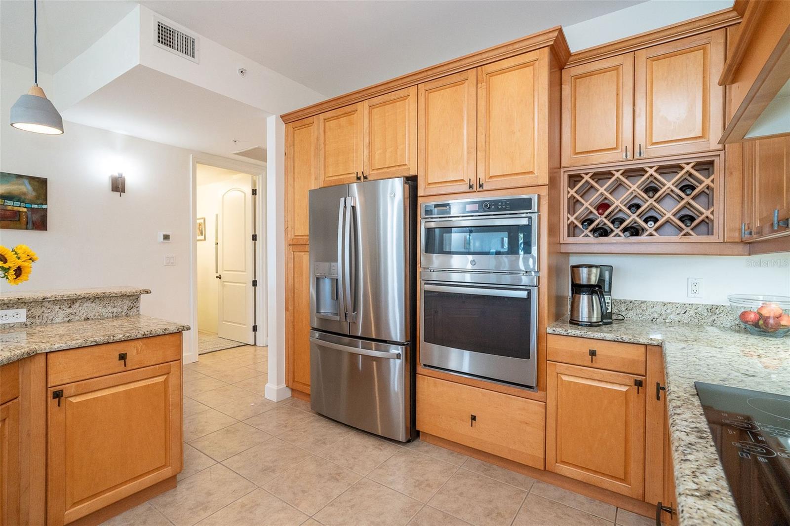 HACIENDA DEL MAR PH 01 - Residential