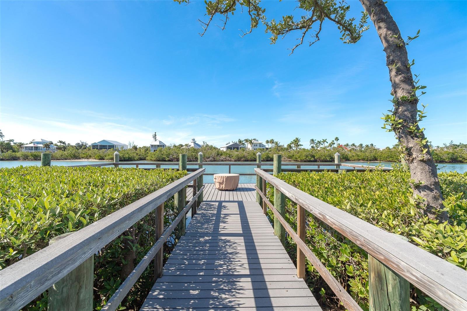 HACIENDA DEL MAR PH 01 - Residential