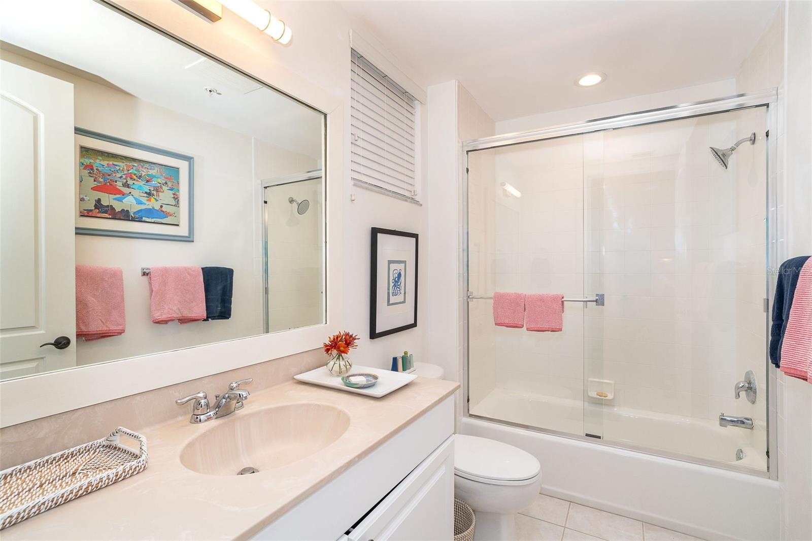 HACIENDA DEL MAR PH 01 - Residential