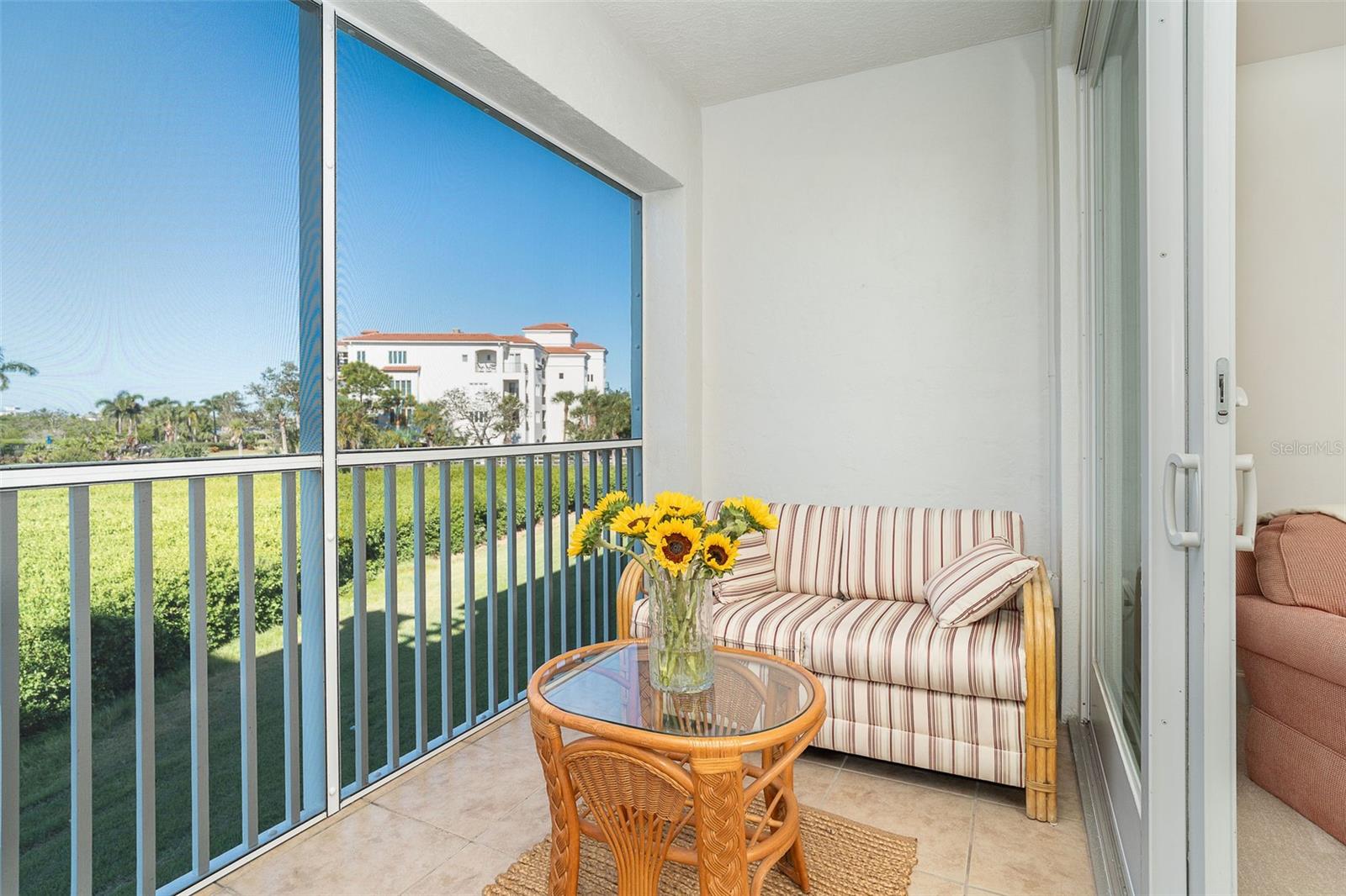 HACIENDA DEL MAR PH 01 - Residential