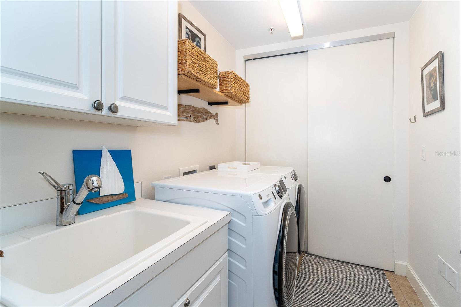 HACIENDA DEL MAR PH 01 - Residential