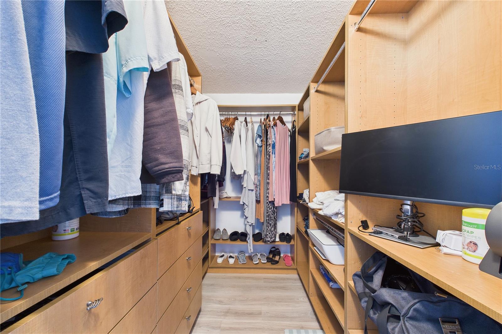 OCEAN SANDS NORTH - Residential