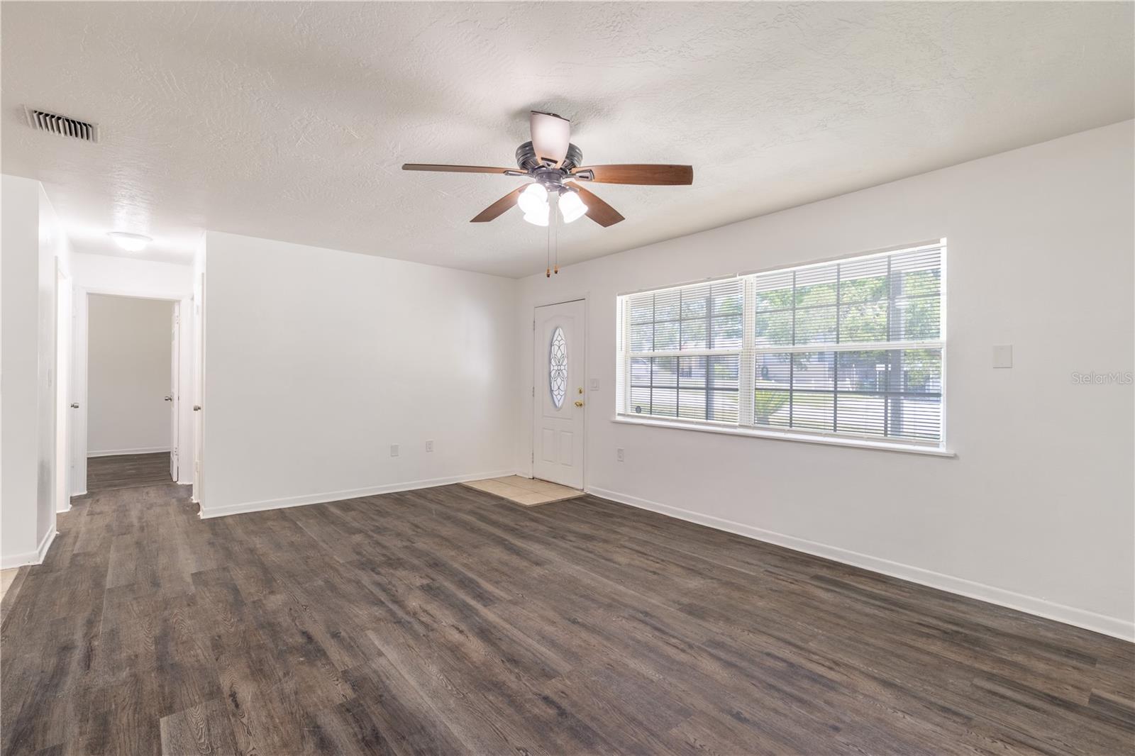 000114 - BEVERLY HILLS UNIT 2 - Residential