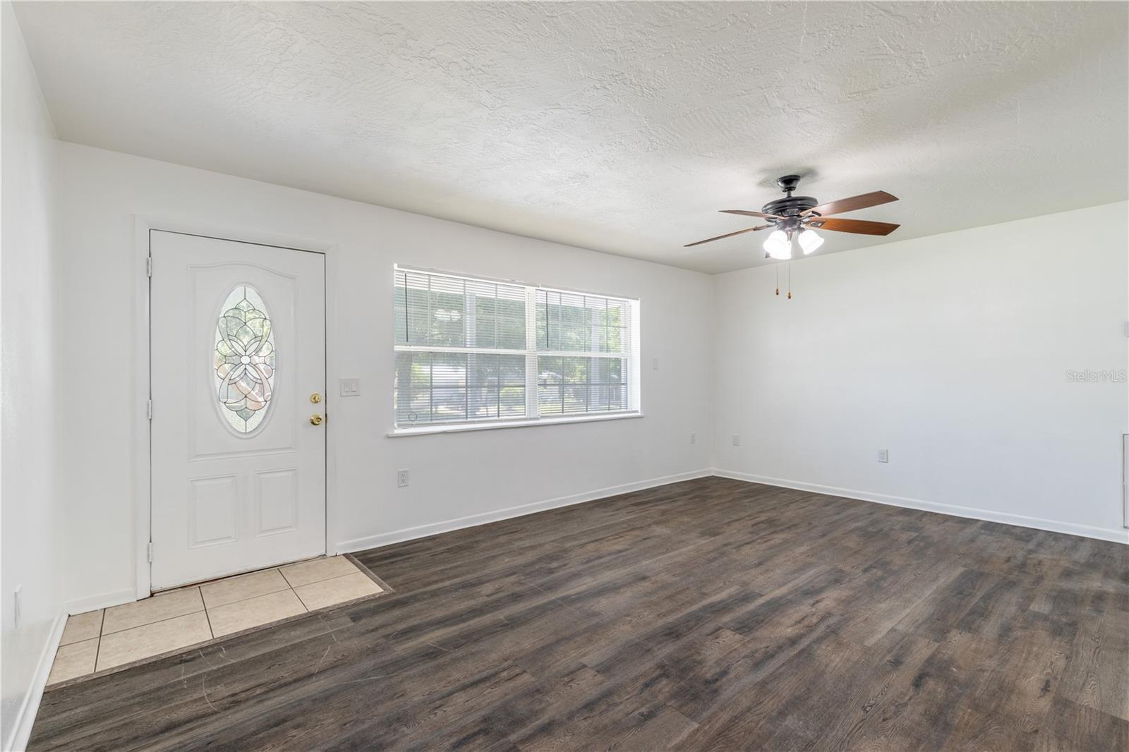 000114 - BEVERLY HILLS UNIT 2 - Residential