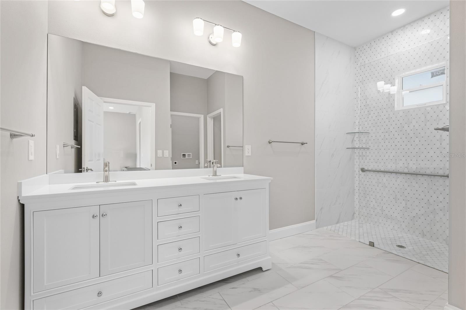 SAVANNA AT LAKEWOOD RANCH PH III 3ABD - Residential