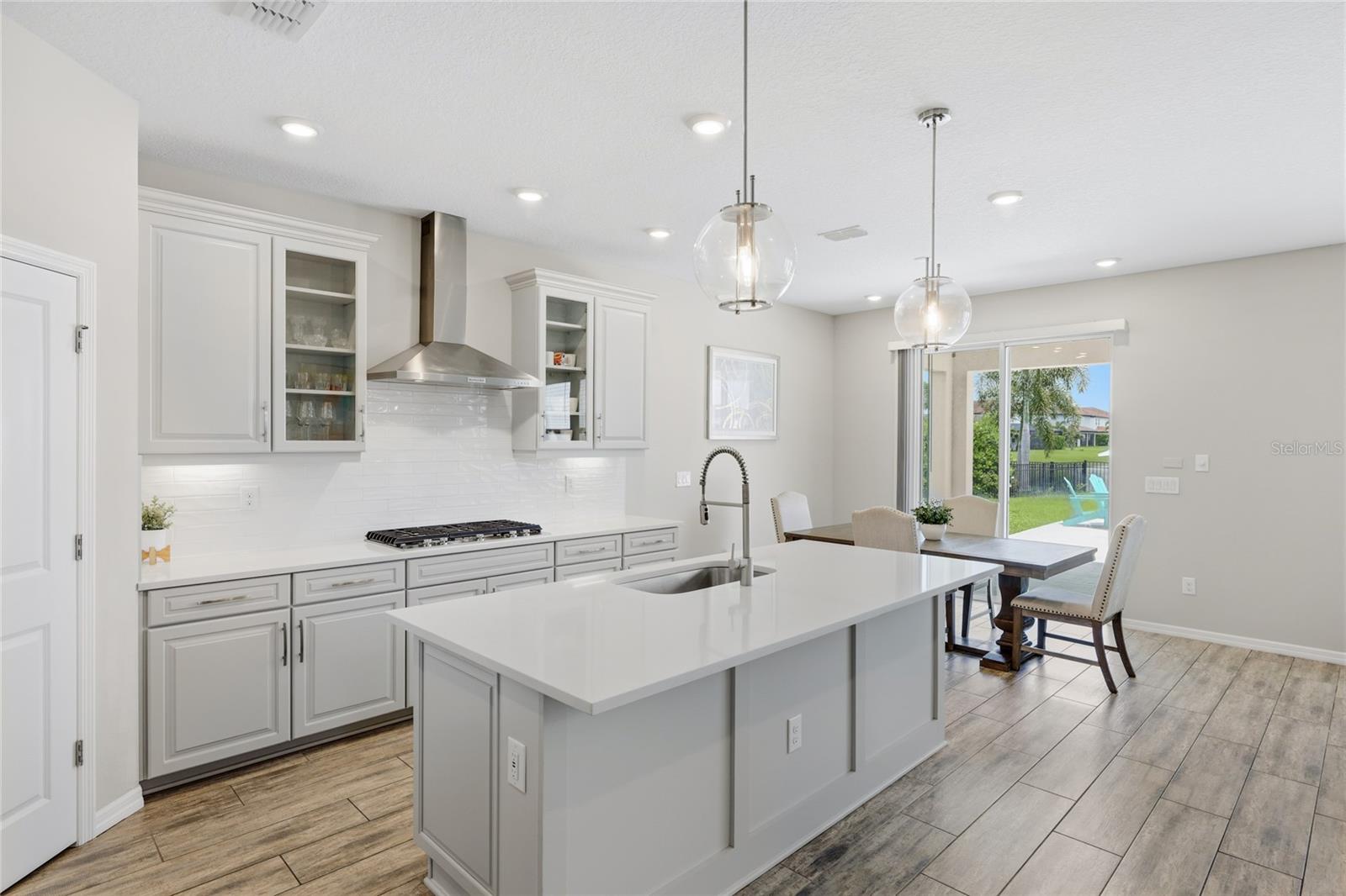 SAVANNA AT LAKEWOOD RANCH PH III 3ABD - Residential