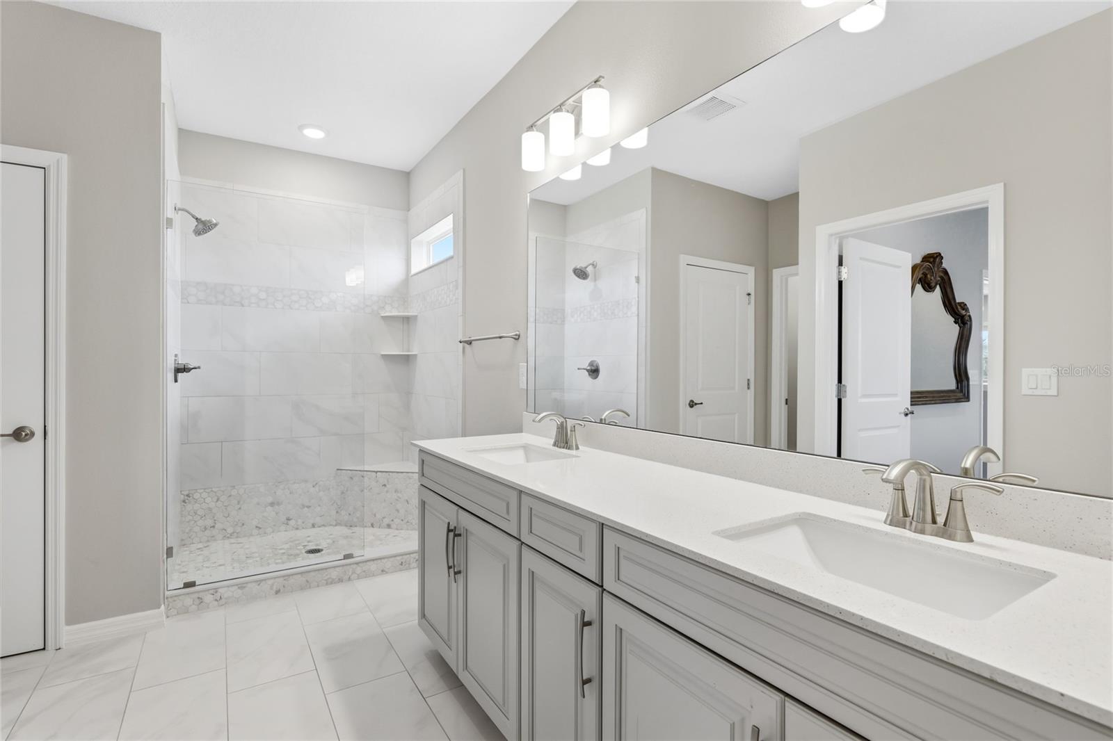 SAVANNA AT LAKEWOOD RANCH PH III 3ABD - Residential