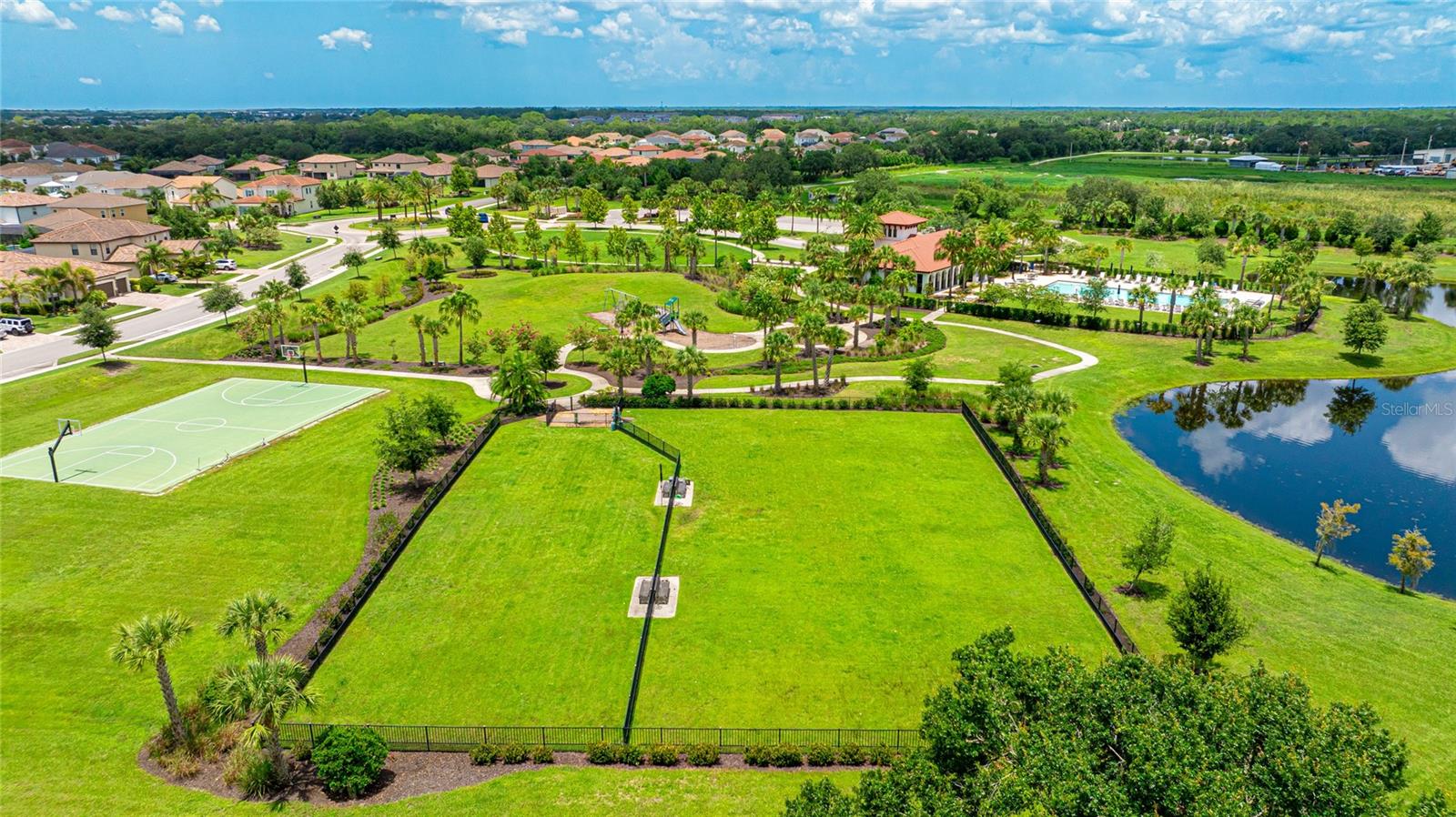 SAVANNA AT LAKEWOOD RANCH PH III 3ABD - Residential
