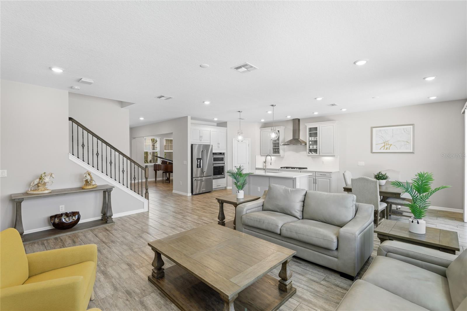 SAVANNA AT LAKEWOOD RANCH PH III 3ABD - Residential