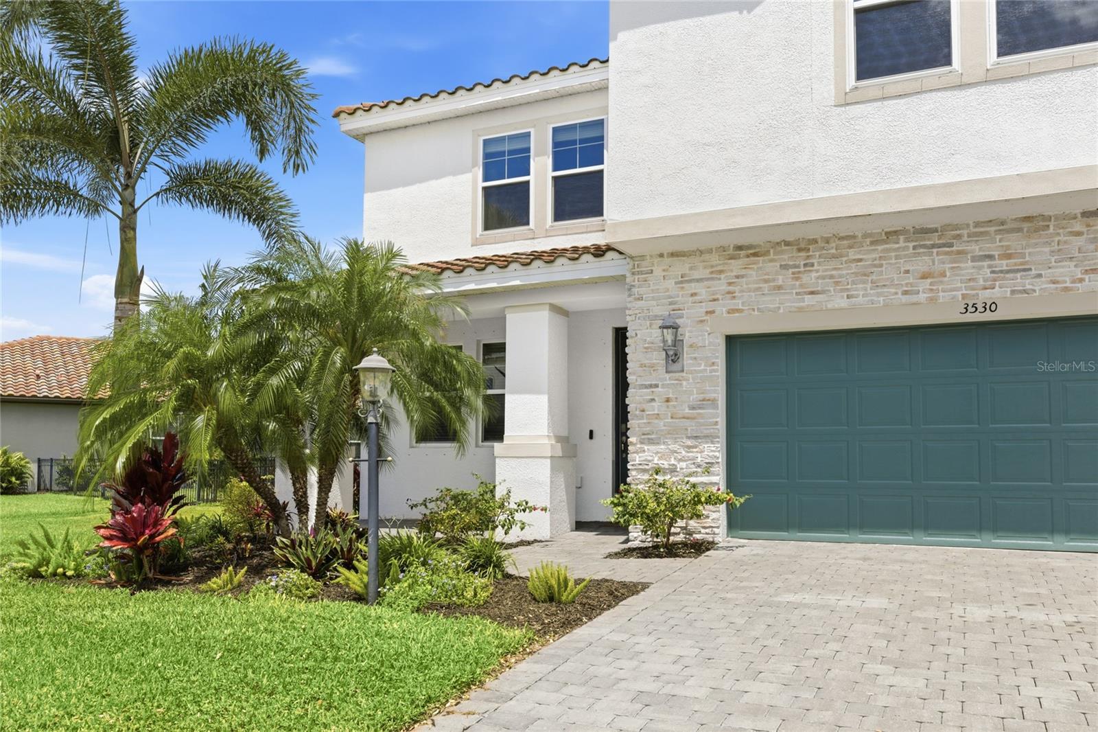 SAVANNA AT LAKEWOOD RANCH PH III 3ABD - Residential