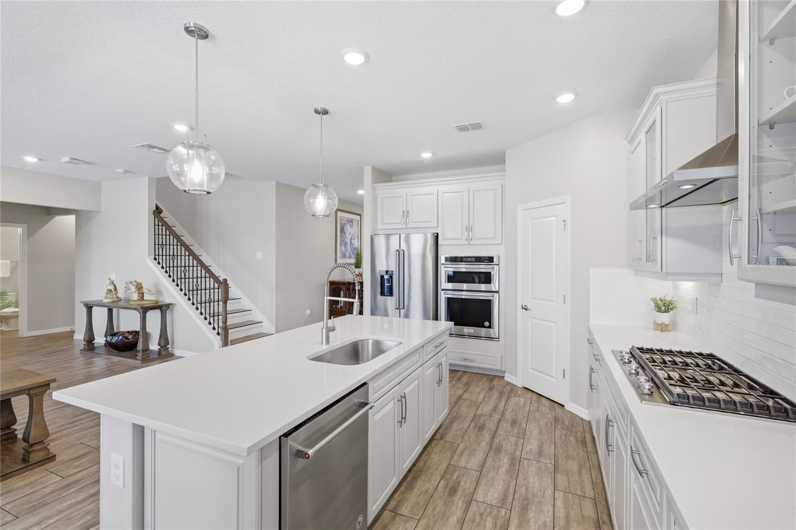 SAVANNA AT LAKEWOOD RANCH PH III 3ABD - Residential