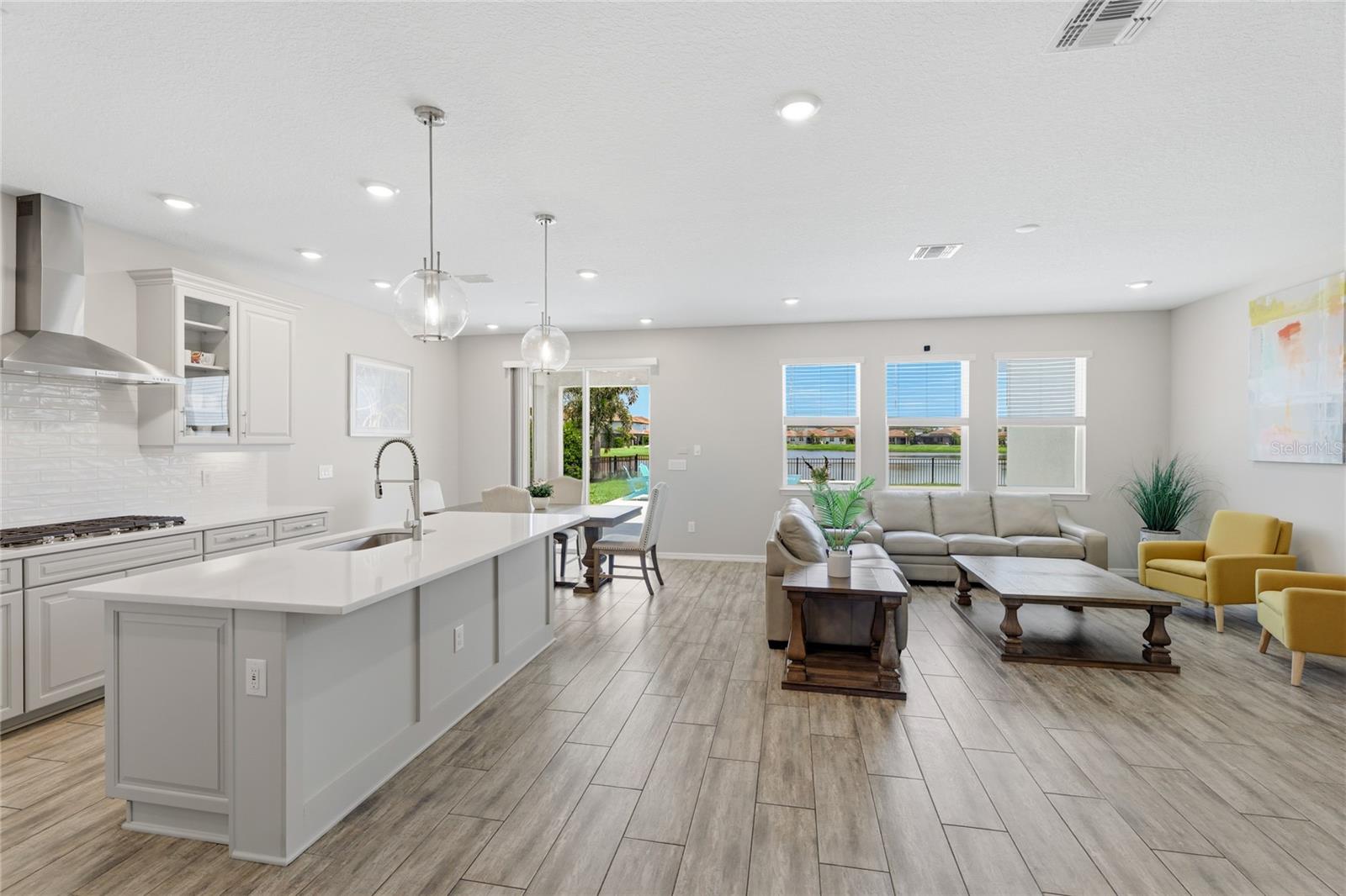 SAVANNA AT LAKEWOOD RANCH PH III 3ABD - Residential